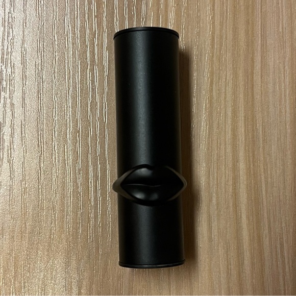 Pat McGrath Noir Lip Balm - Picture 5 of 5